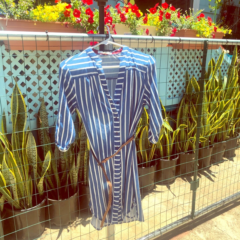 Checkered blue and white short dress